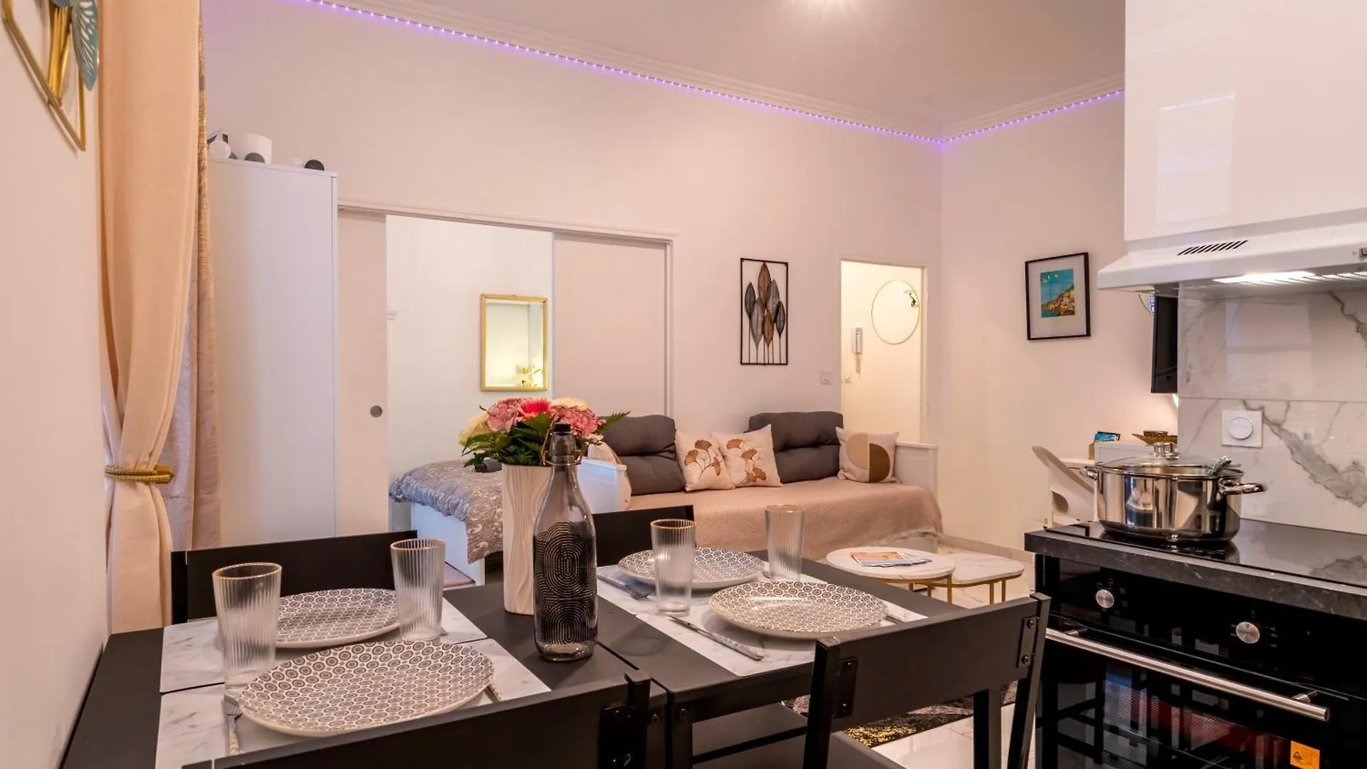 Apartment Splendide, Refait A Neuf, Climatise, Plage A 1Mn- 