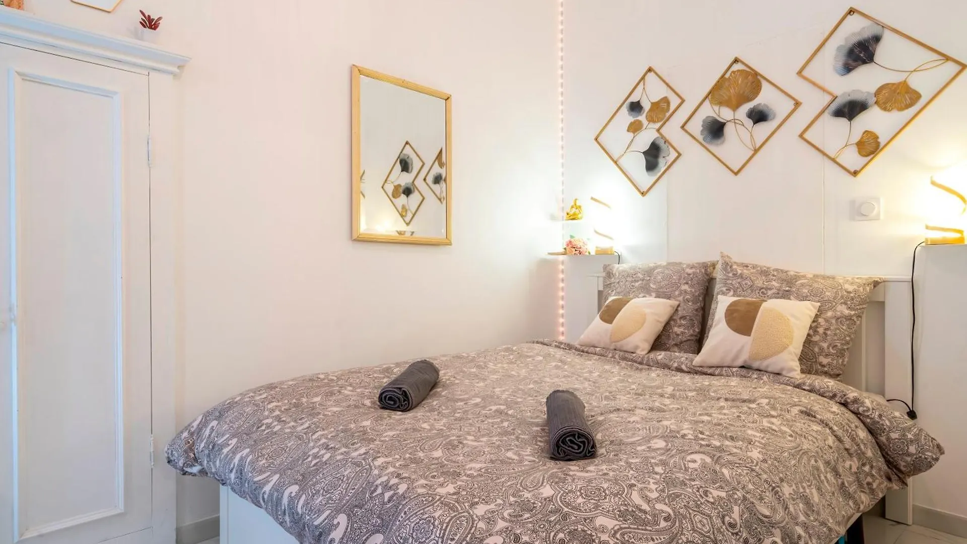 Apartment Splendide, Refait A Neuf, Climatise, Plage A 1Mn- 